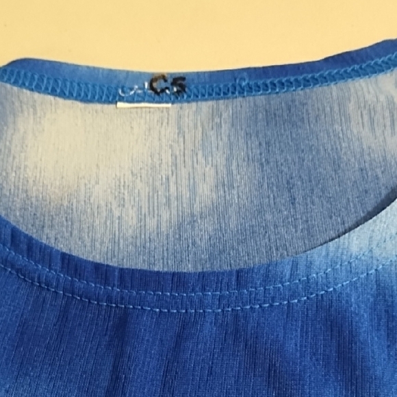 Lightweight Stretchy Peacock Print Blue Women's coverup Lounge Top - Picture 8 of 11